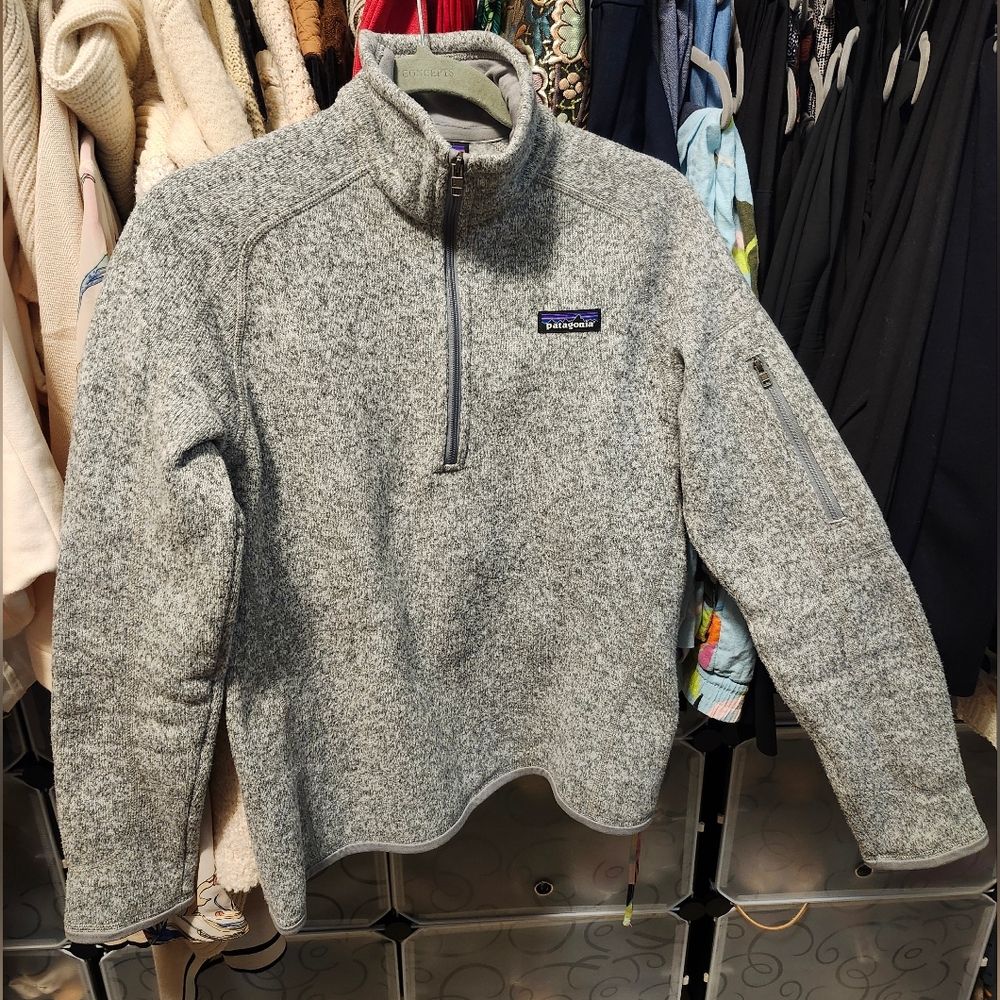 Patagonia Gray 1/4 zip Better Sweater Pullover